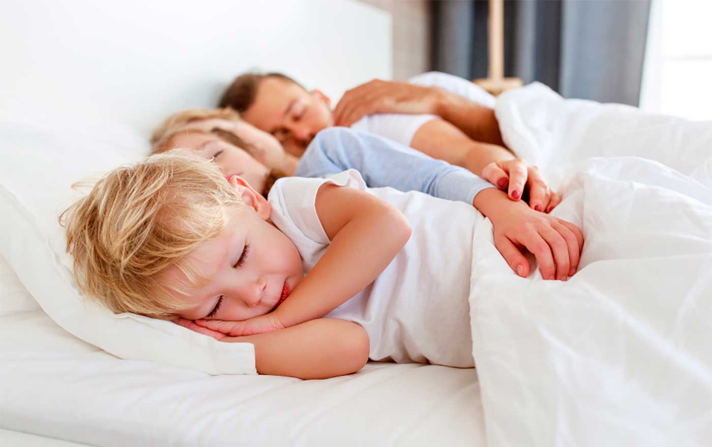 Por qué a los niños les gusta dormir con los padres