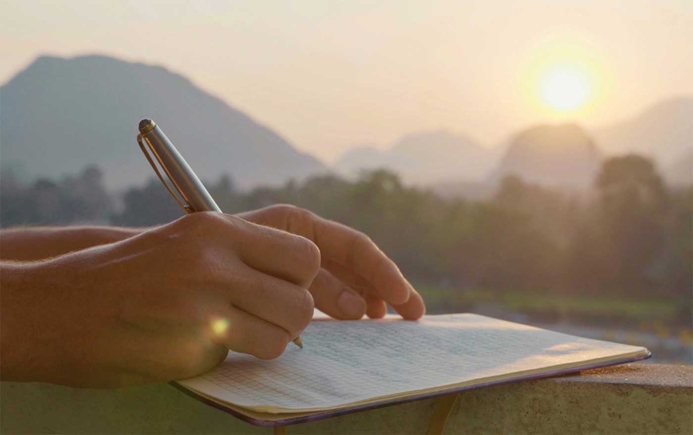 Un diario del sueño puede ayudarte a saber cuál es tu cronotipo del sueño