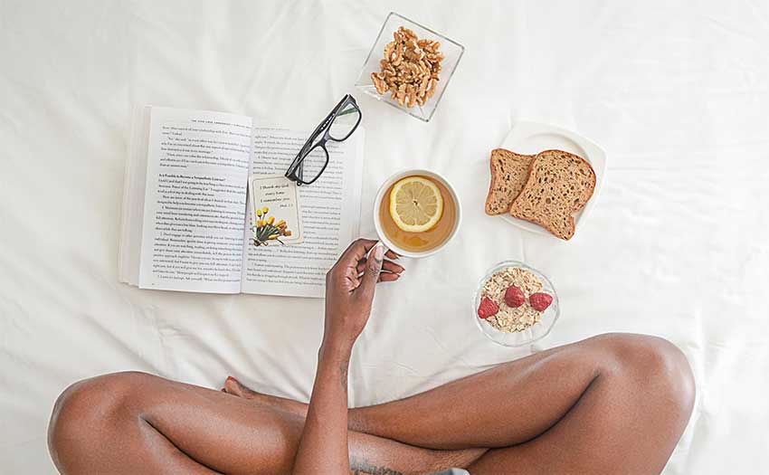 Un buen descanso. Una de las claves para una vida saludable junto con la alimentación y el deporte Un buen descanso. Una de las claves para una vida saludable junto con la alimentación y el deporte
