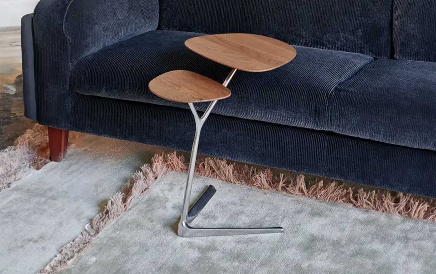 Mesa Leolux Portello. Ligereza funcional con elegancia natural